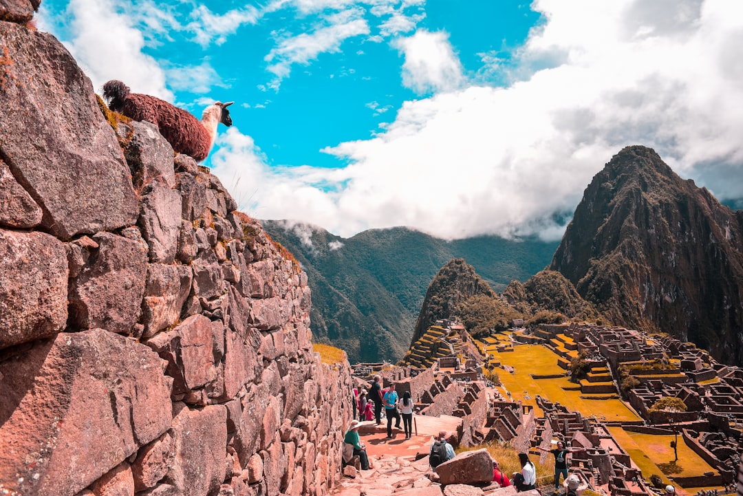 Discover Vicos: a Natural Gem in the Heart of Peru — Atipayan