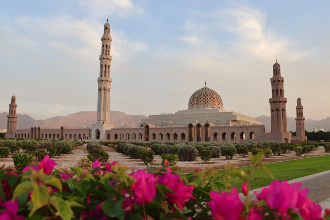 Jabal Nujud: Un Tesoro Naturale dell'Oman — وادي لا