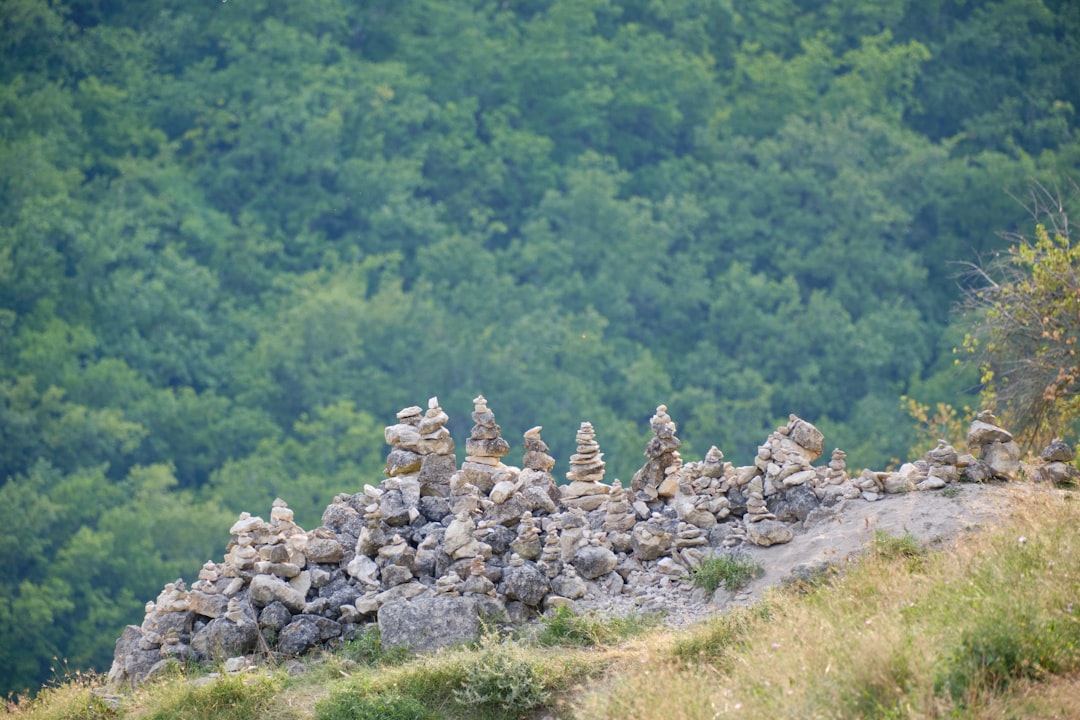 Symphonie de pierres : le canyon de basalte à Garni - 4P8R+9H6 | Secret World Trip Planner