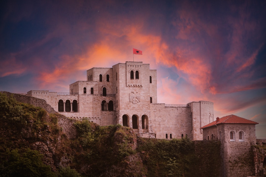 Explorez le Château de Drisht : histoire et charme en Albanie — Shkodër