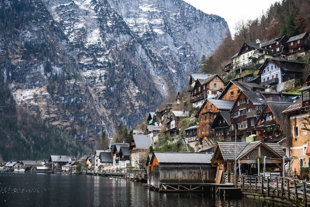 Hallstatt dall'alto: lo Skywalk sul lago alpino - Gosaumühlstraße 67 | Secret World Trip Planner