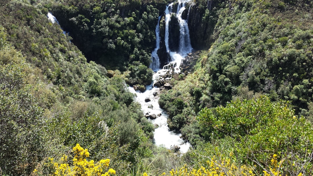 Cascadas del Agrio: Der saure Fluss Patagoniens - Caviahue | Secret World Trip Planner