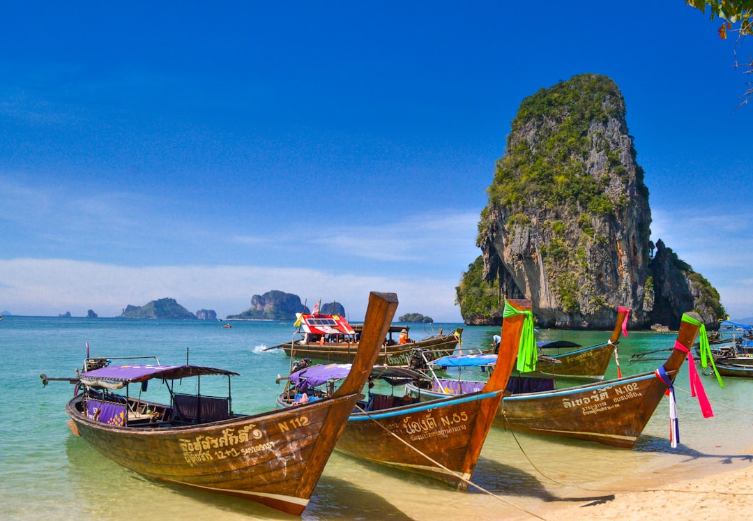 Explorer เขาตาลอ : Un bijou naturel en Thaïlande - Sangkhla Buri District | Secret World Trip Planner