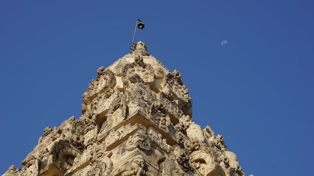 Temple de Kapaleeshwarar : sculptures sacrées à Chennai - Chennai | Secret World Trip Planner