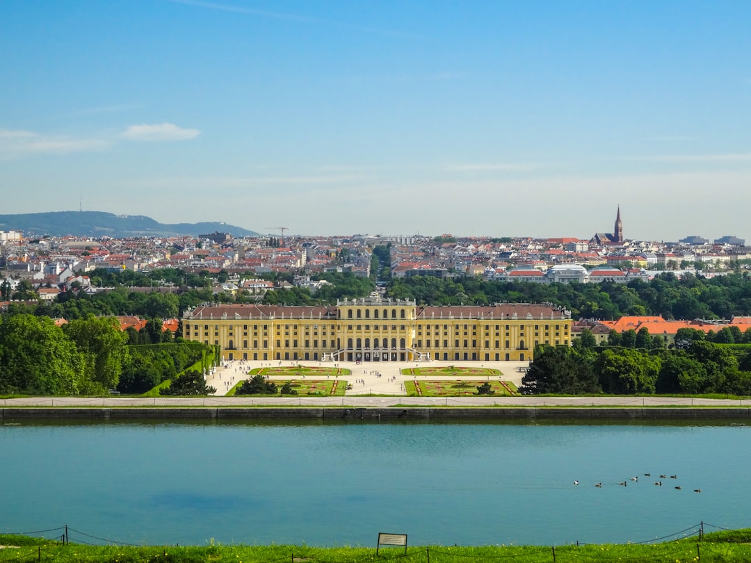 Secret World vs Wanderlog : quel planificateur choisir pour Vienne ? - Vienna | Secret World Trip Planner