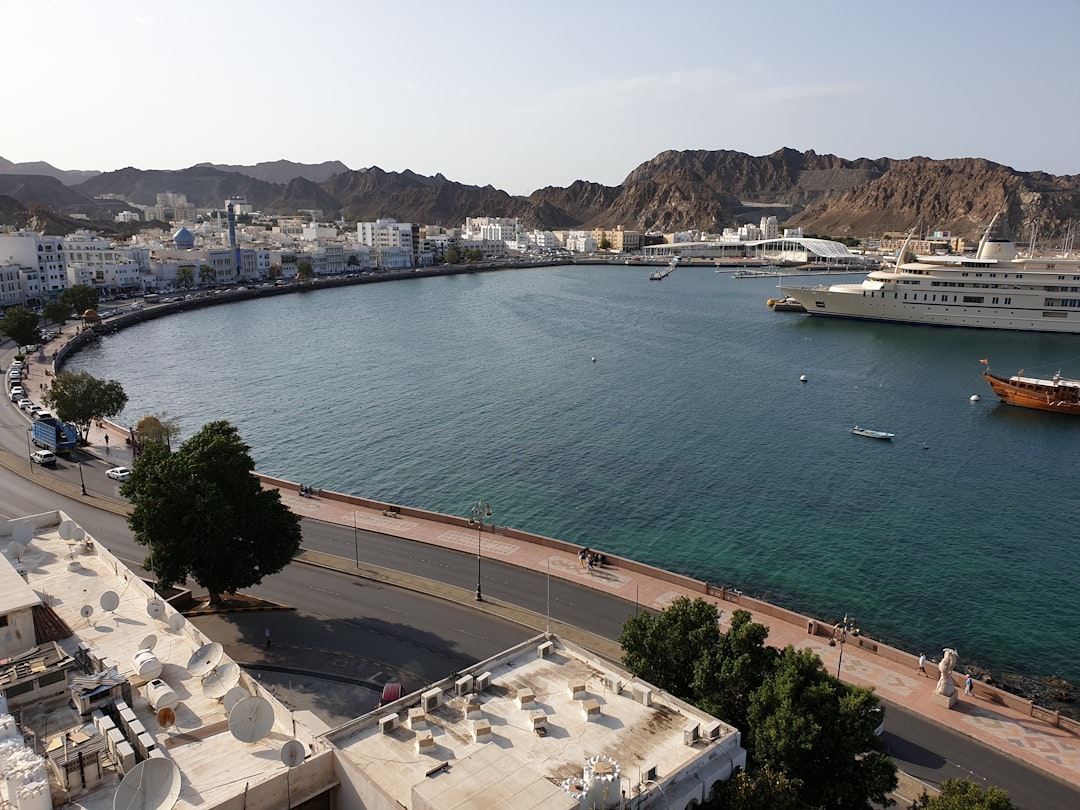 Découvrez Janfal : un coin de nature préservée à Oman | Secret World Trip Planner
