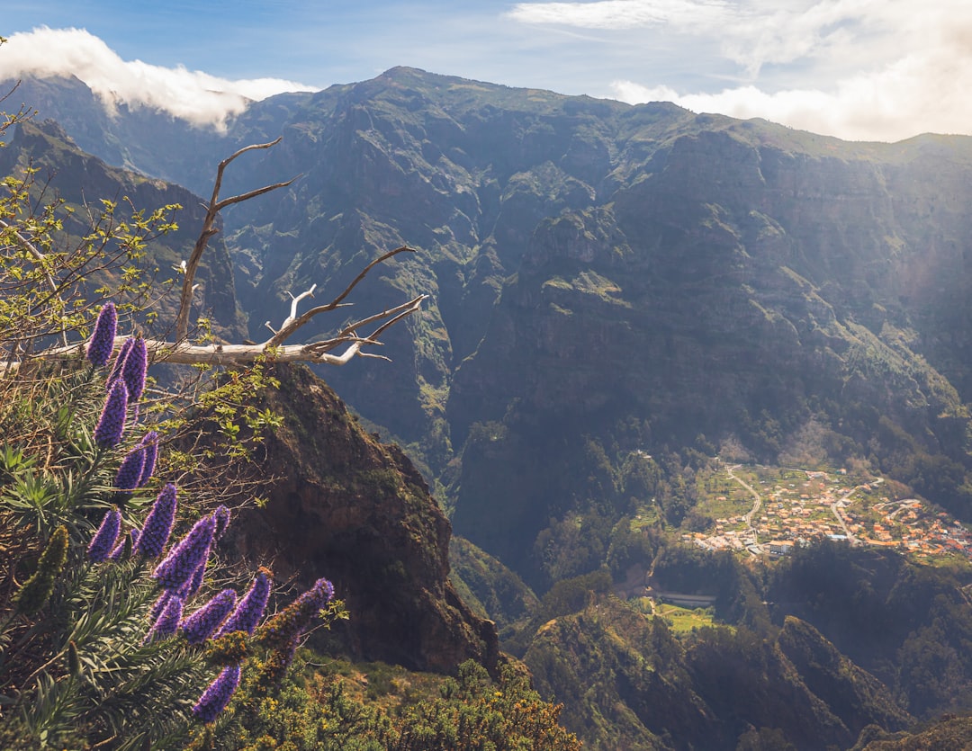 Pico do Arieiro : panoramas au-dessus des nuages à Madère - Pico do Arieiro | Secret World Trip Planner