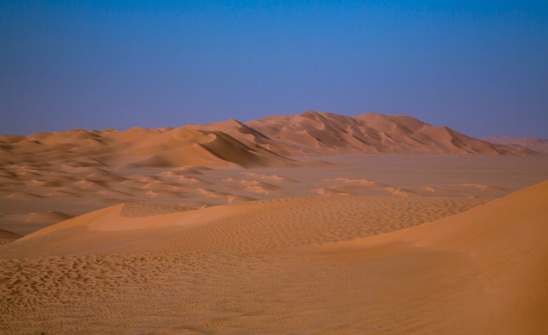 Rub al-Khali: The Endless Desert Near Thumrait — C7CV+V2Q
