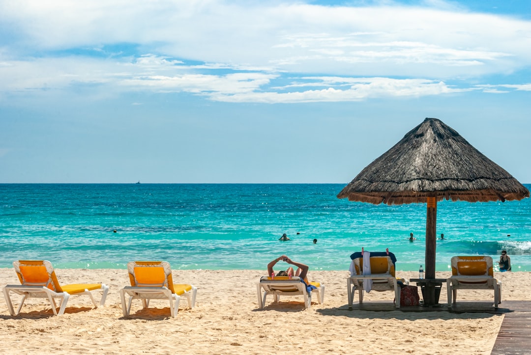 Secret World contre Google Trips : planifiez Cancún 2026 - Cancún | Secret World Trip Planner