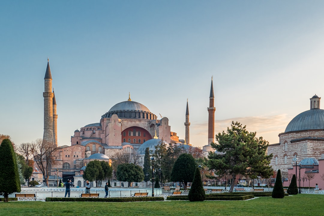 Secret World avis 2026 : testé à Istanbul, ça marche ? - Istanbul | Secret World Trip Planner