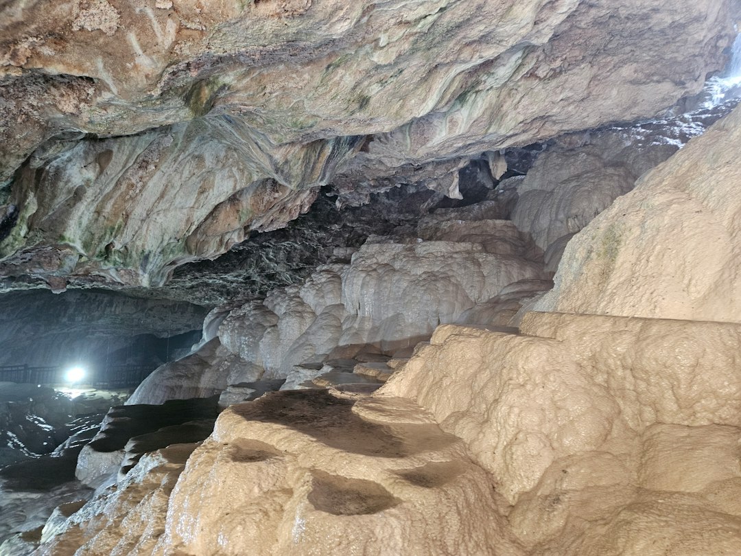 Grotte de Kaklik : la Pamukkale souterraine de Denizli - Kaklık | Secret World Trip Planner