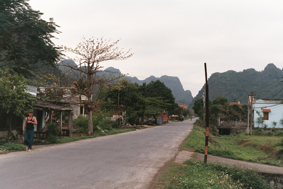 Tham Kong Lo: Die 7 km lange Flussgrotte im Laos - Tham Kong Lo | Secret World Trip Planner