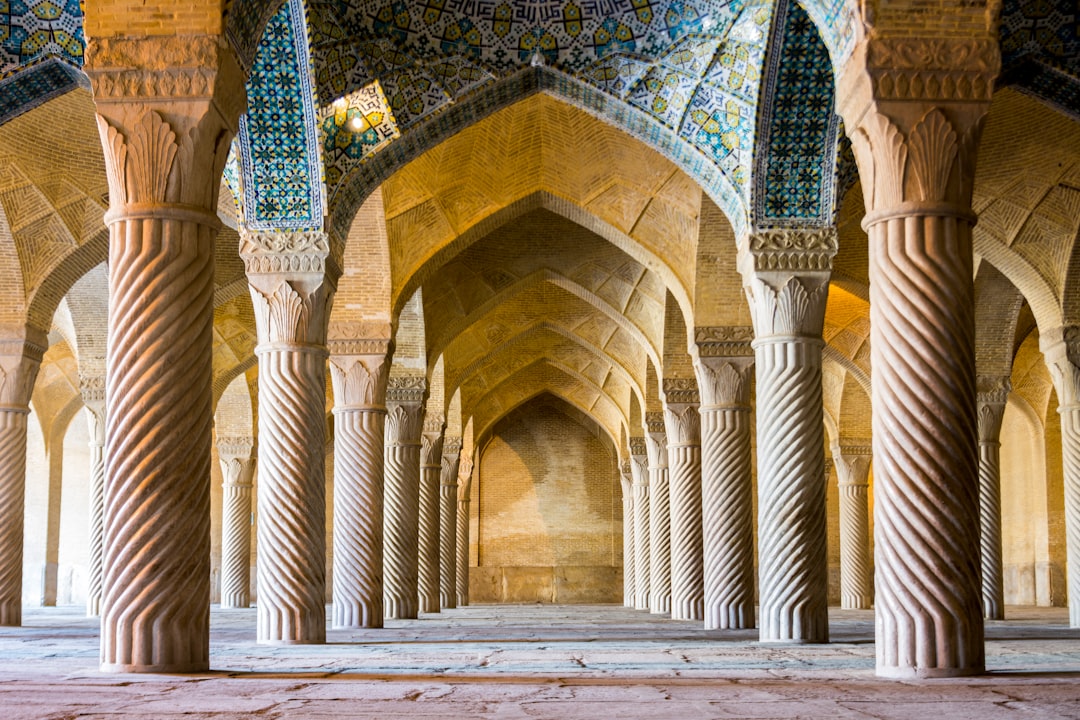 Shiraz, Iran : berceau du raisin Syrah - Saadi St | Secret World Trip Planner