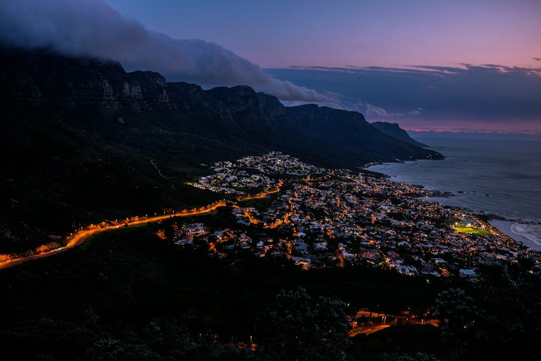 Faro de Slangkop : le géant de fonte de l'Atlantique — Cape Town