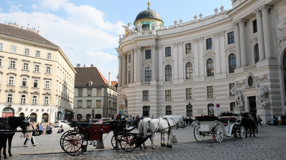 Secret World vs Wanderlog: Which App for Vienna 2026? - Vienna | Secret World Trip Planner