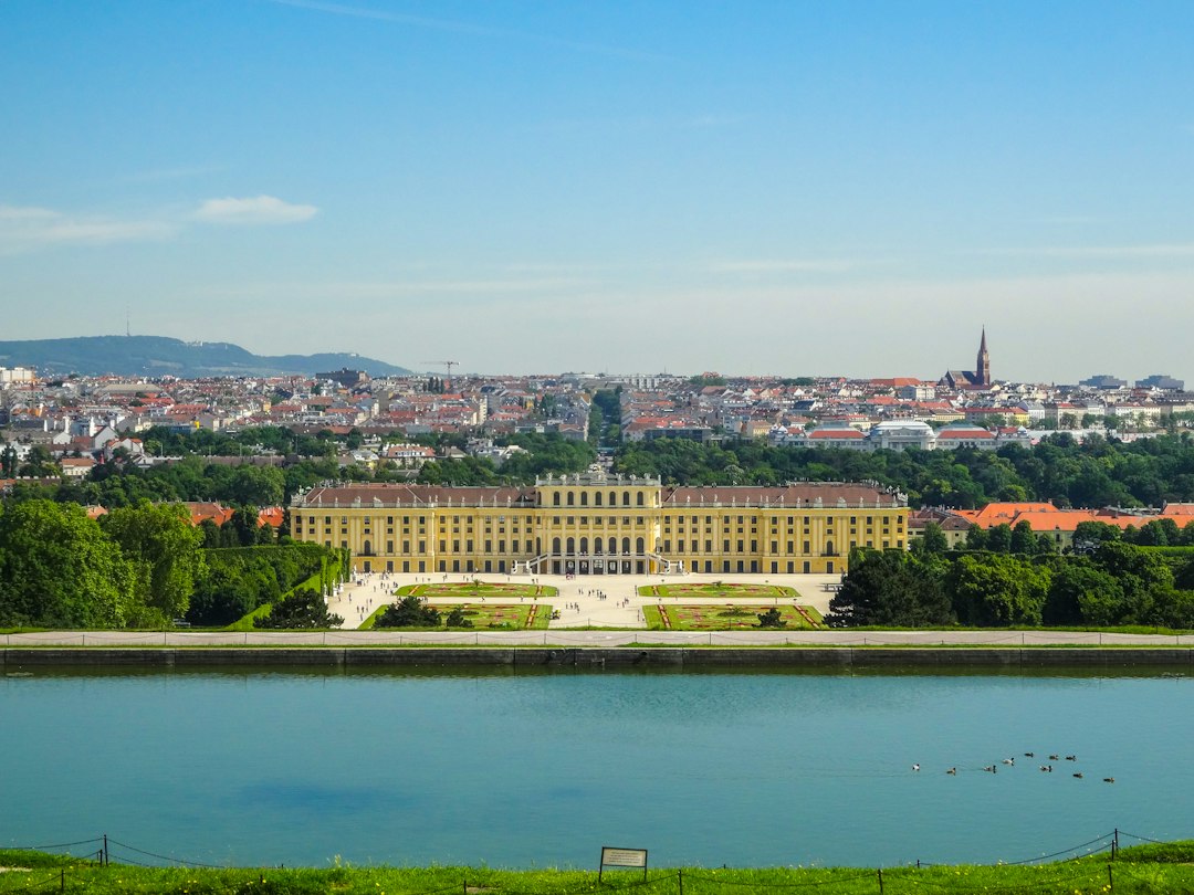 Secret World ou Wanderlog : quelle app choisir pour Vienne 2026 - Vienna | Secret World Trip Planner