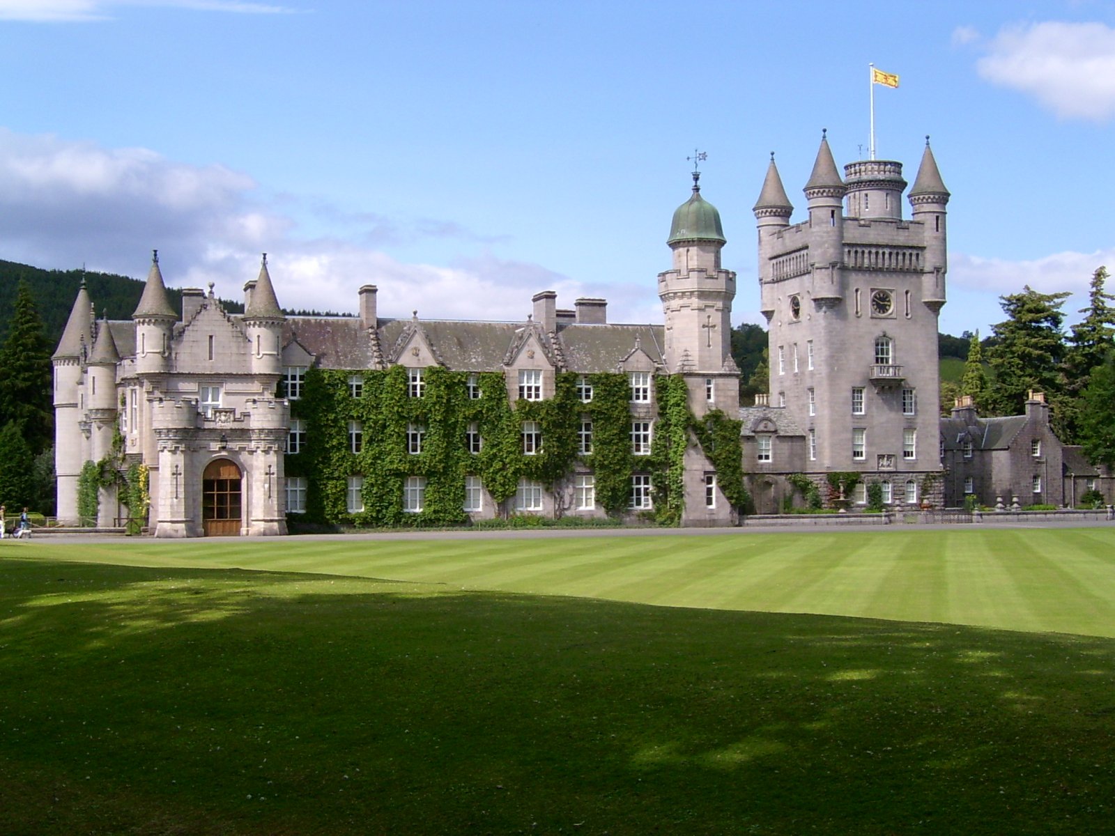 Le château de Balmoral, résidence écossaise de la famille royale - Balmoral | Secret World Trip Planner