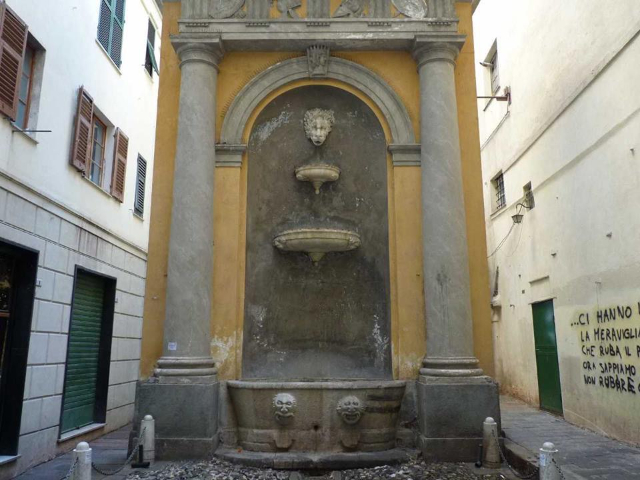 Bēdīgi slavenās kolonnas vēsture - Genova | Secret World Trip Planner