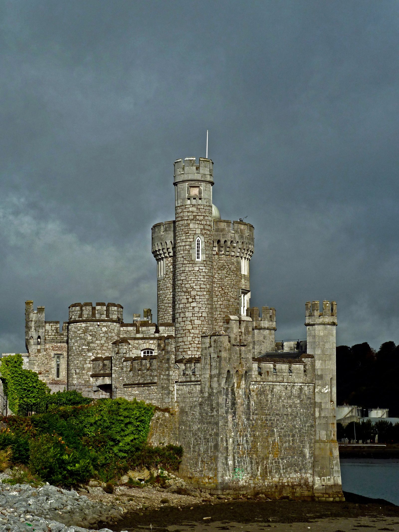 Liège : Château de Blackrock - Cork | Secret World Trip Planner