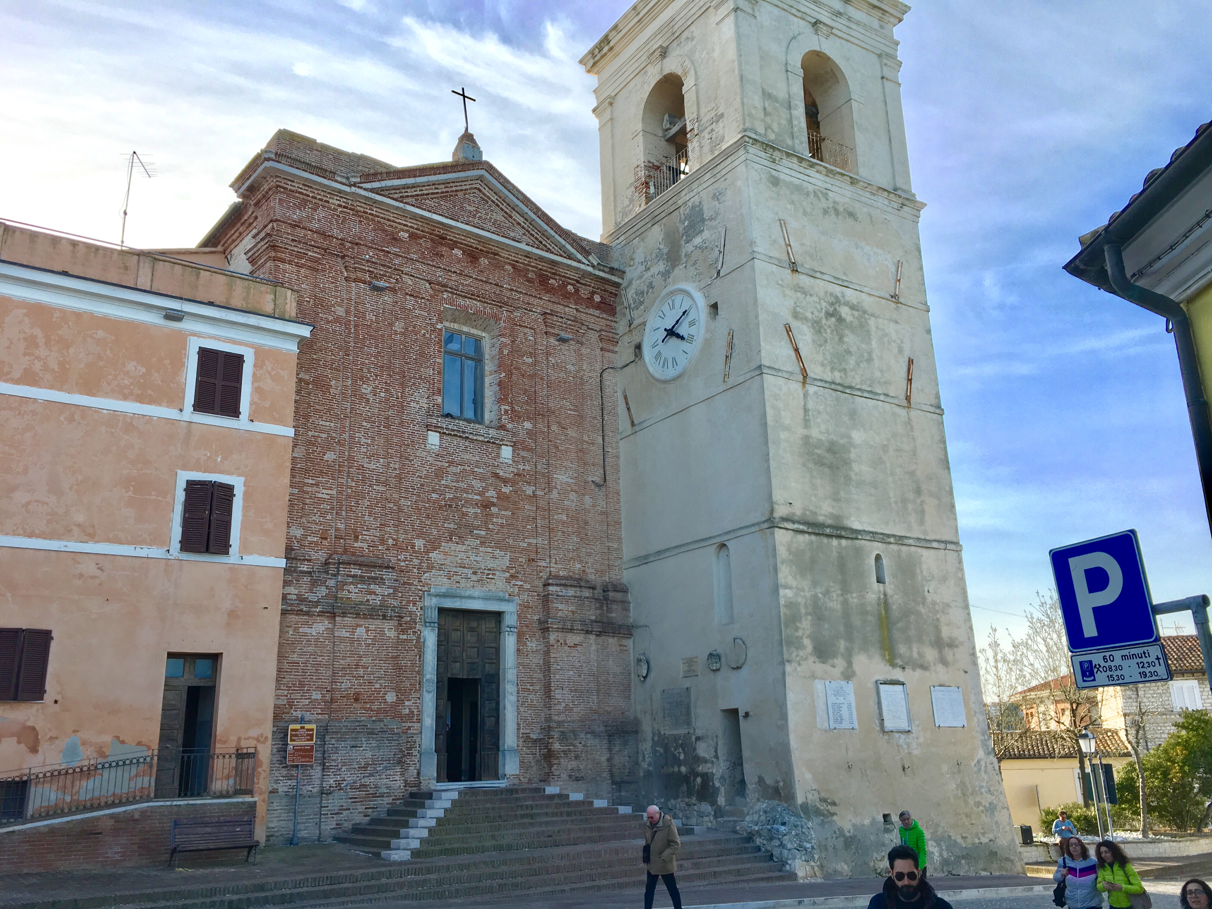 Sirolo / Igreja de São Nicolau de Bari - Sirolo | Secret World Trip Planner