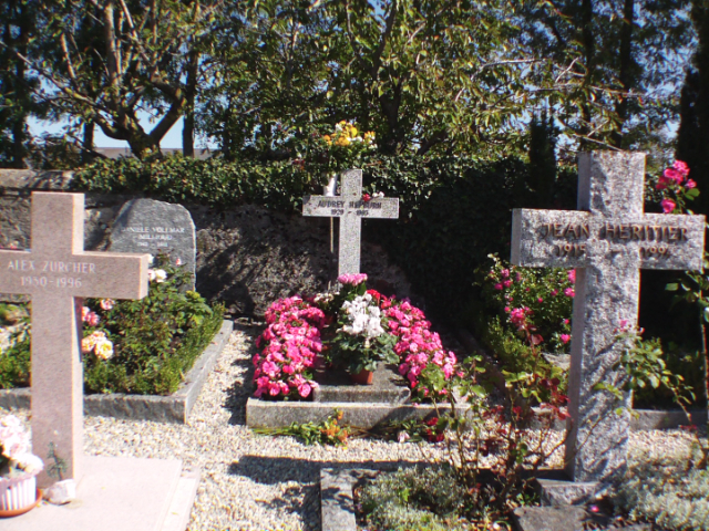 Audrey Hepburn's Tomb - Tolochenaz | Secret World Trip Planner