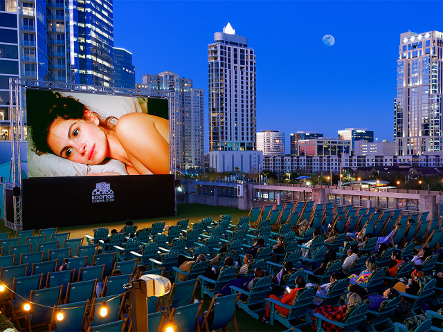 Sky-High Films με το Rooftop Cinema Club: Η κινηματογραφική σας εμπειρία ανεβαίνει στα ύψη - New York | Secret World Trip Planner