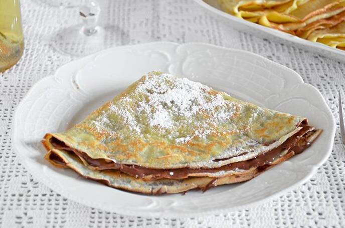Nutella Crepes : classic timeless - Siri ya Dunia - Paris | Secret World Trip Planner
