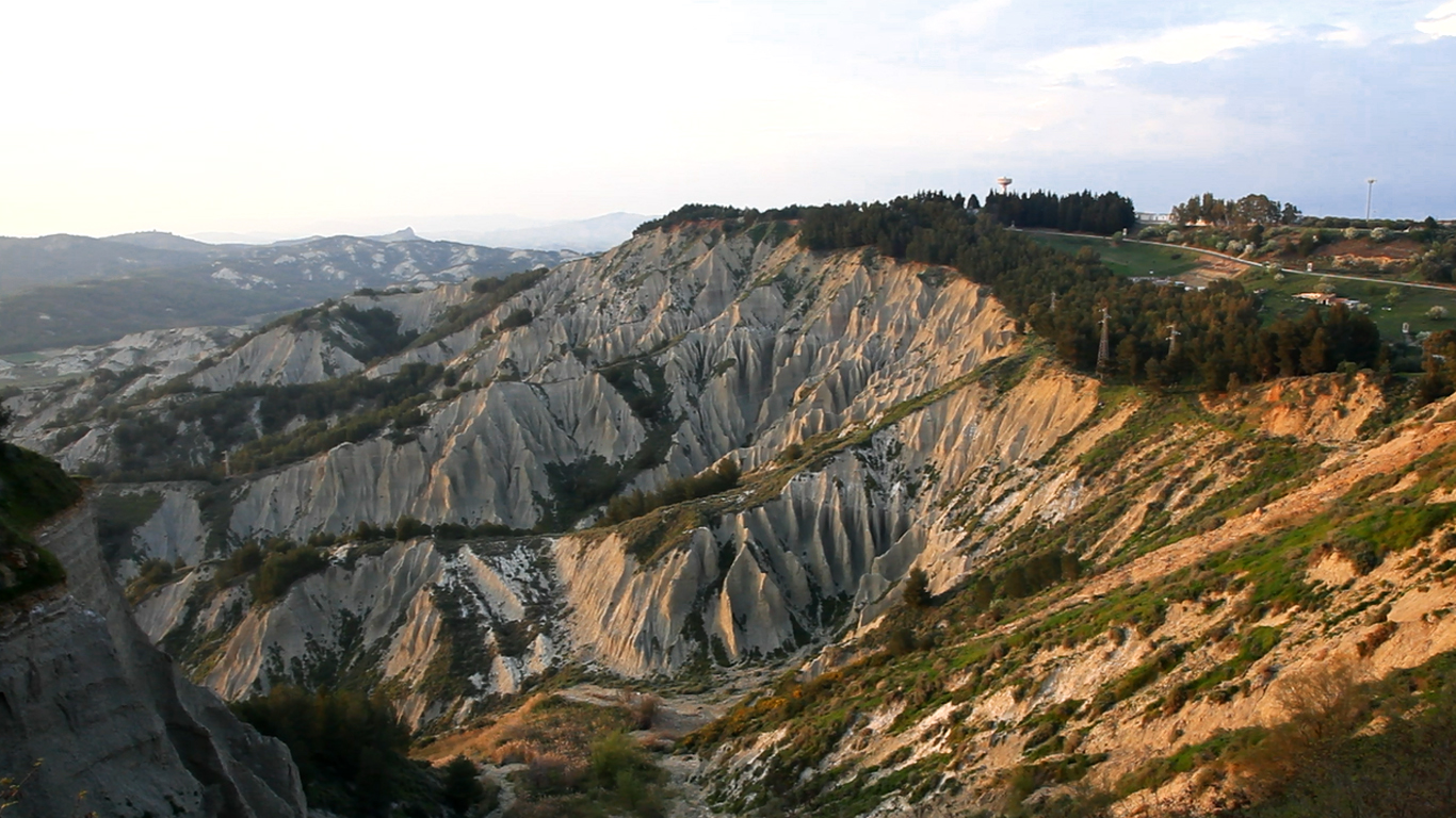 Basilicate : Les badlands - Montalbano Jonico | Secret World Trip Planner