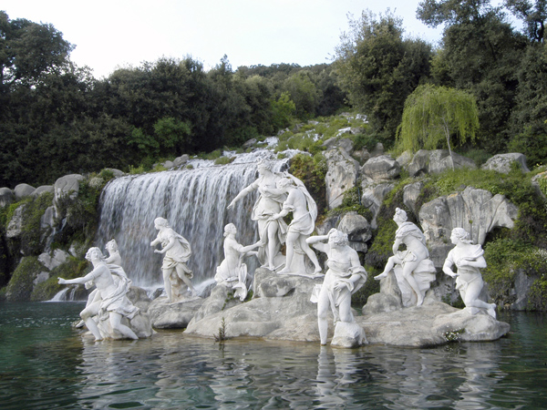 Fontaine et cascade de Diane et Actéon - Caserta | Secret World Trip Planner