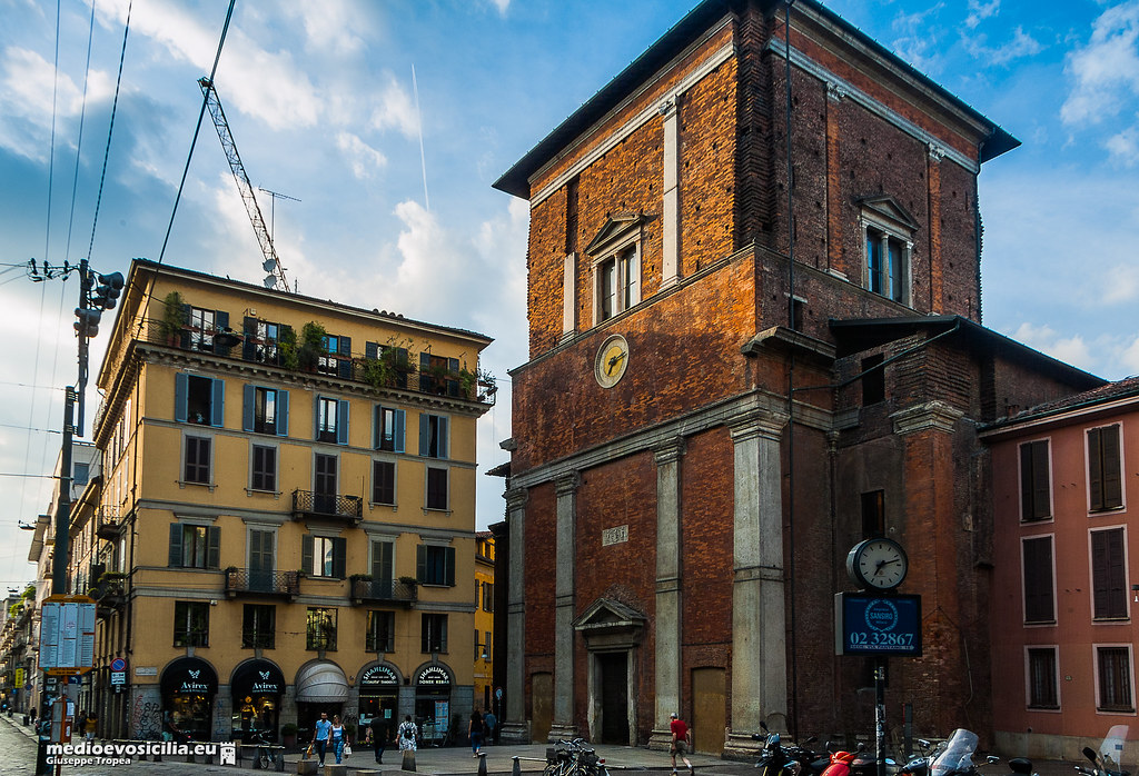 ਗੀ ੋ  - Milano | Secret World Trip Planner