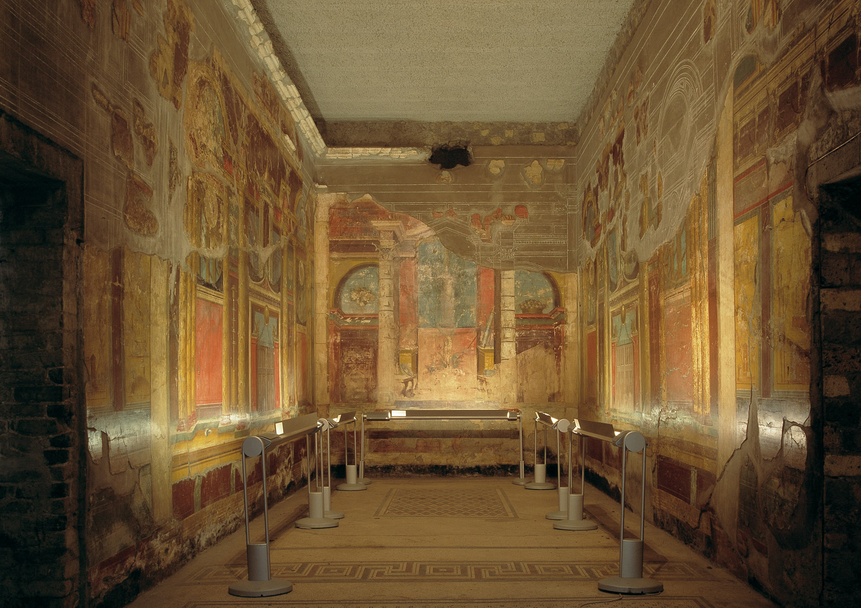 Oplonti un Popejas villa - Torre Annunziata | Secret World Trip Planner