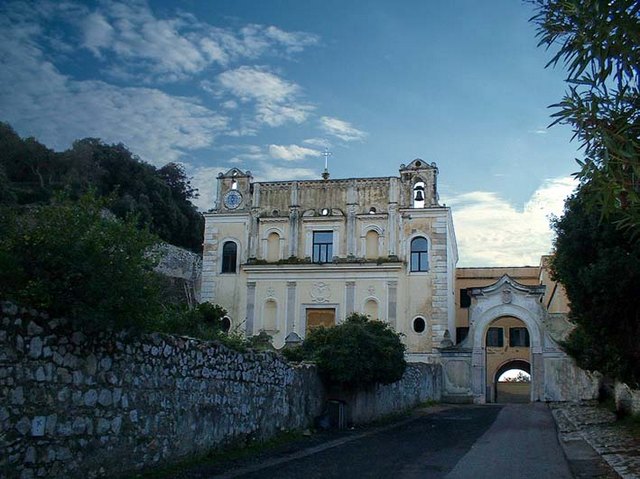 Montagna Spaccata-ს საკურთხეველი - Gaeta | Secret World Trip Planner