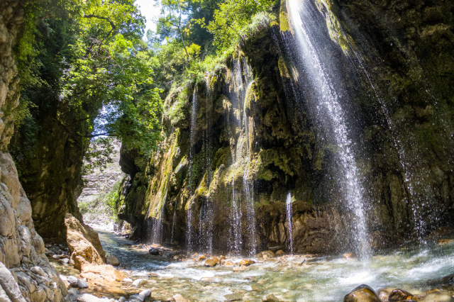 Gola di Panta Vrechei - Pigadi | Secret World Trip Planner
