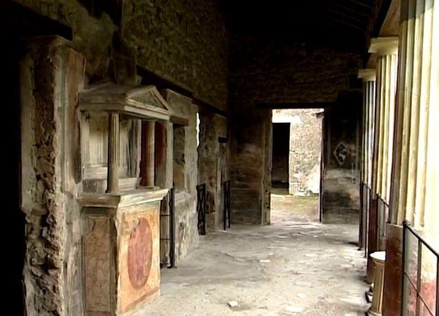അമോർണി ഡൊറാട്ടിയുടെ വീട്  - Via Dei Vesuvio | Secret World Trip Planner