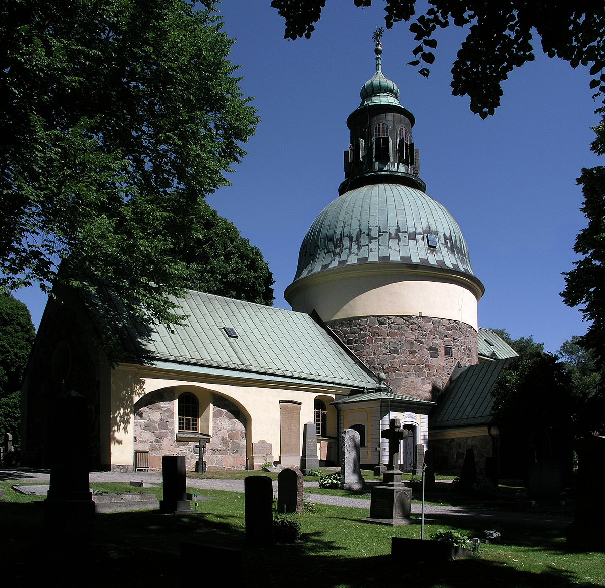 Église médiévale de Solna - Prostvägen 14 | Secret World Trip Planner