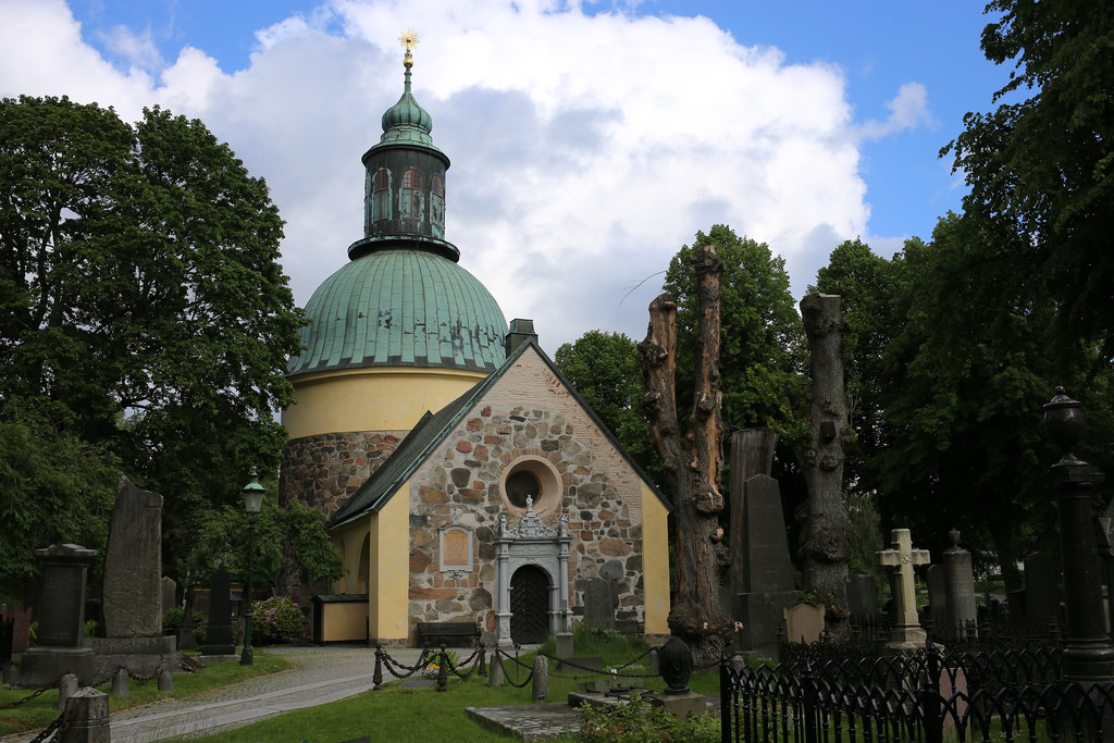 Église médiévale de Solna - Prostvägen 14 | Secret World Trip Planner