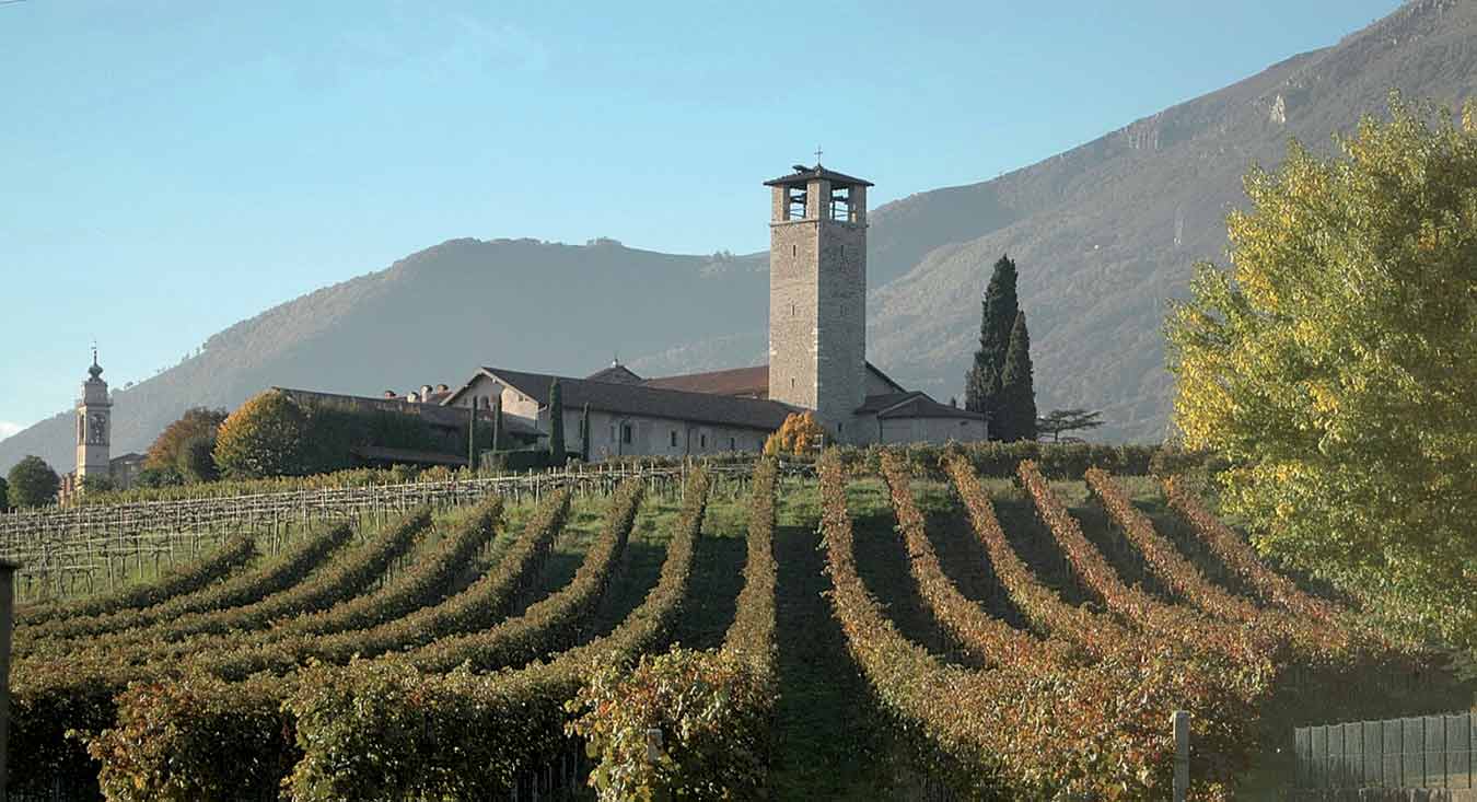 Valcalepio the garden of Bergamo - Carobbio degli Angeli | Secret World Trip Planner