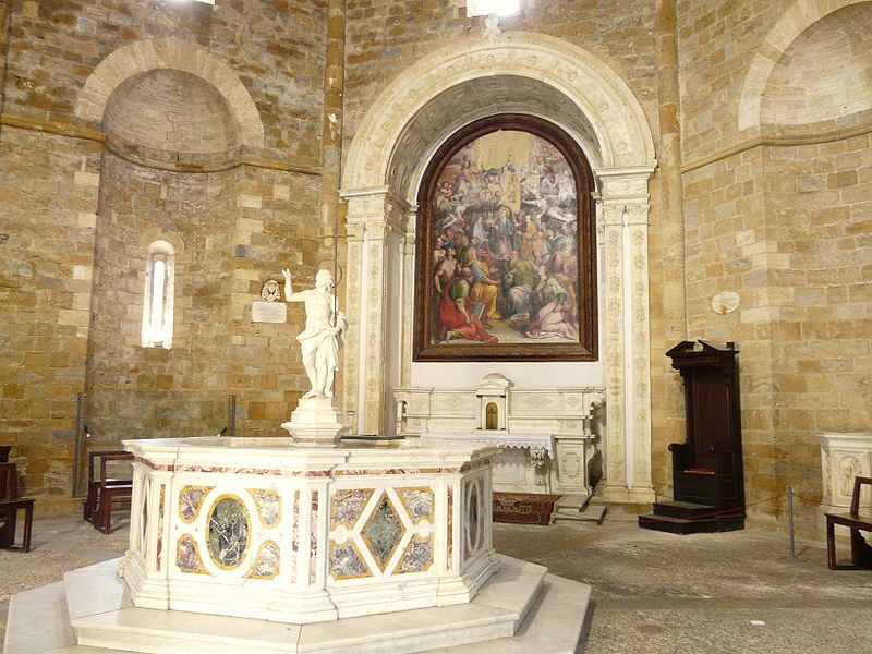 Baptisteriet San Giovanni i Volterra - Volterra | Secret World Trip Planner