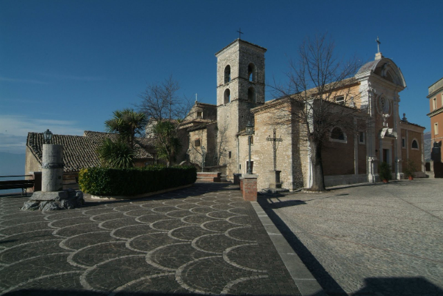 كنيسة سانتا ماريا سالومي وسكالا سانتا - Veroli | Secret World Trip Planner