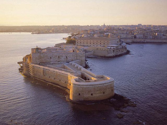 Syracuse et la nécropole rocheuse de Pantalica - Siracusa SR | Secret World Trip Planner