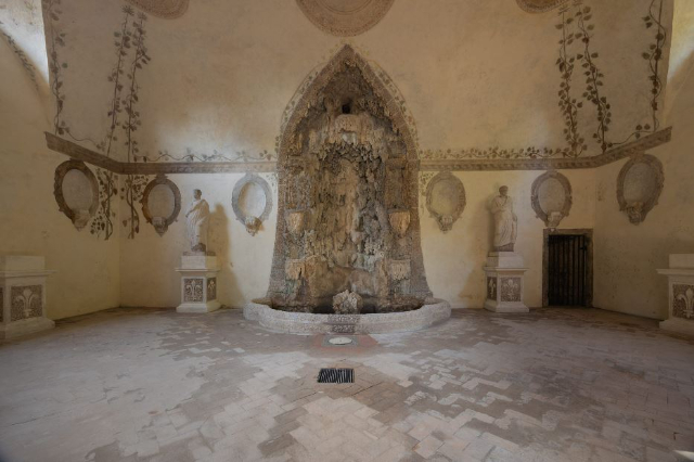 Lietus Nymphaeum - Roma | Secret World Trip Planner