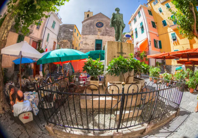 கார்னிலா - Corniglia | Secret World Trip Planner