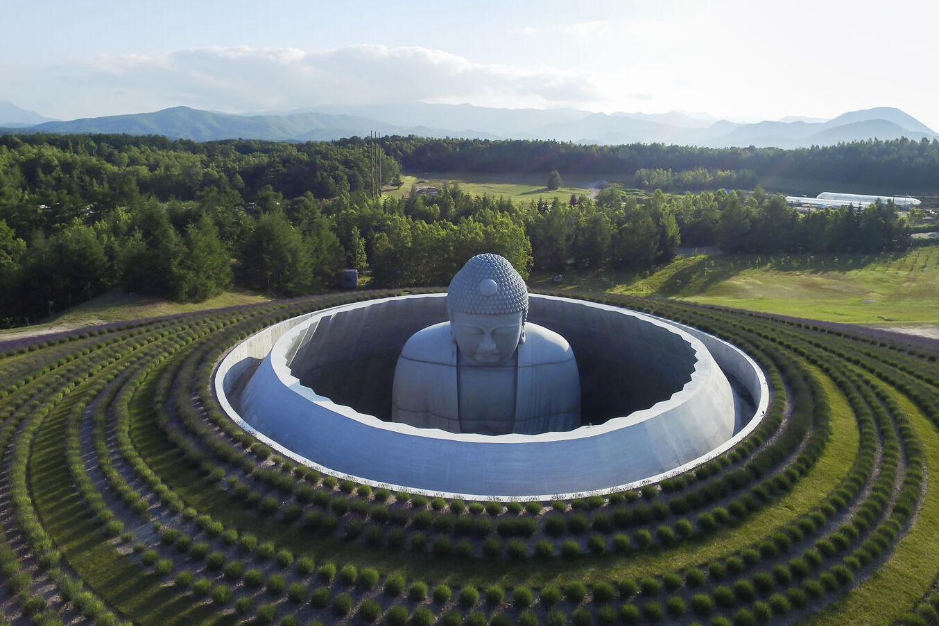 Sapporo: The Spectacular Temple in Makomanai Takino Cemetery — Sapporo