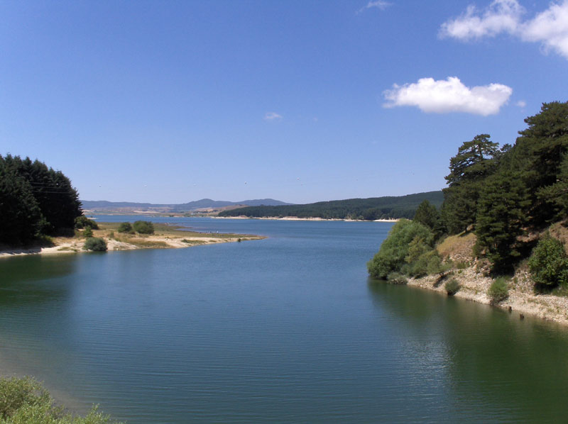 Danau Cecita - Lago di Cecita | Secret World Trip Planner