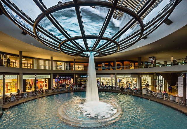 Pioggia Oculus - Marina Bay Sands - Singapore | Secret World Trip Planner