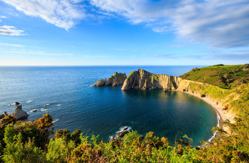 Stiller Strand - Cudillero | Secret World Trip Planner