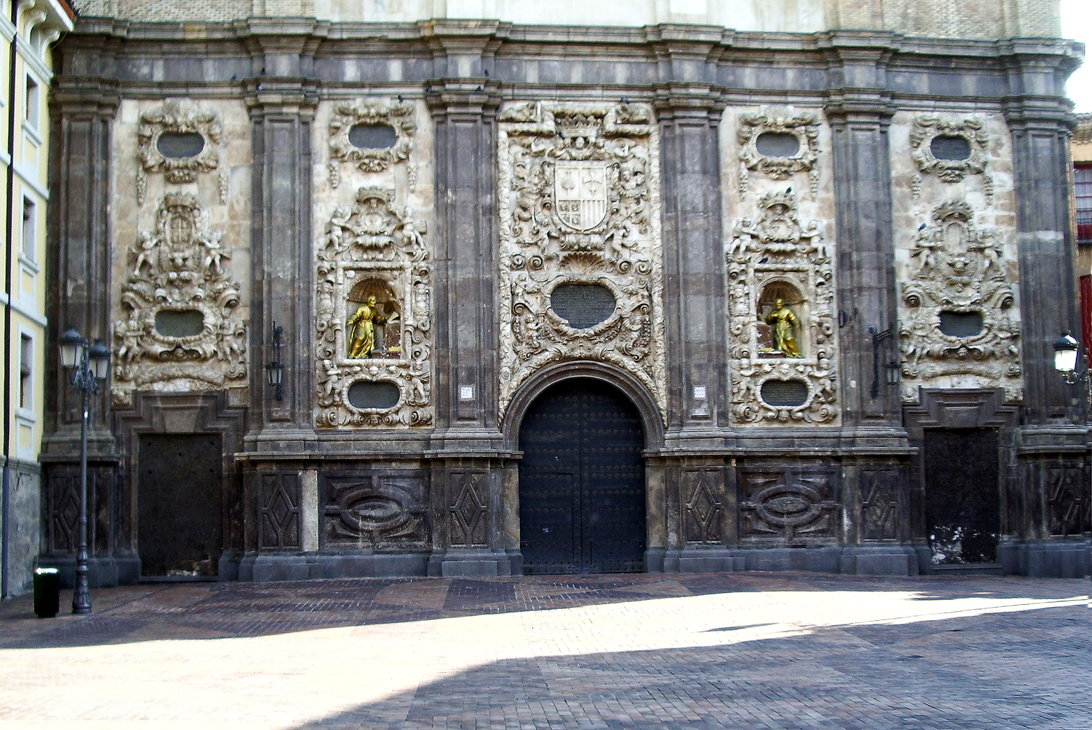 Die Kirche von Santa Isabel de Portugal - Zaragoza | Secret World Trip Planner