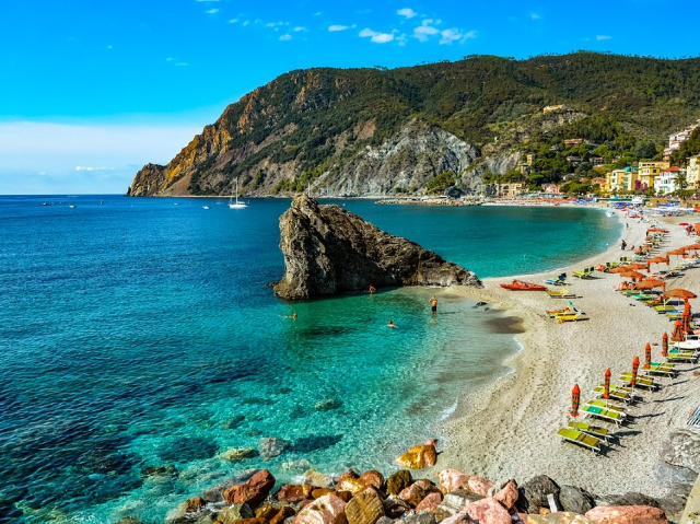 Väike Levanto küla - Levanto | Secret World Trip Planner