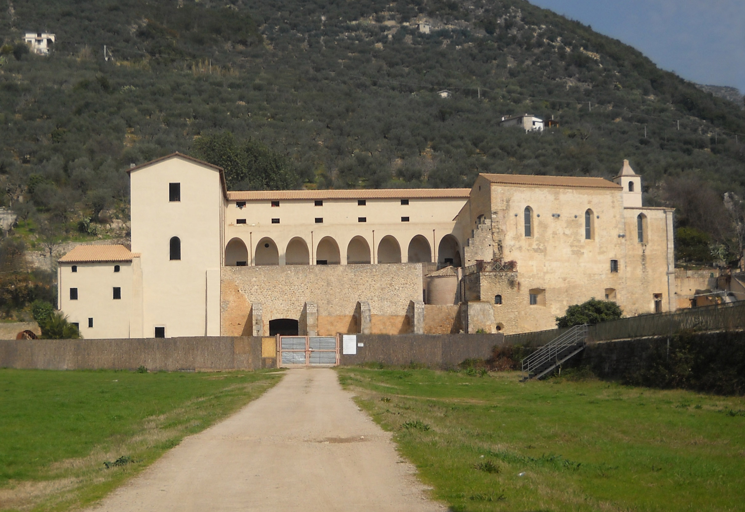 دير سان ماغنو - Via Valle Vigna | Secret World Trip Planner
