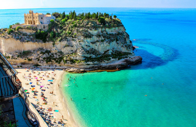 Пляж Ротонда - Tropea | Secret World Trip Planner